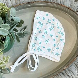 JUNE & JANUARY White Bonnet With Teal Stars Size‎ 12/24 Months